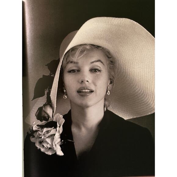 MARILYN in FASHION-Enduring Influence of Marilyn Monroe-Photos-Story-H/C Dust JK - Picture 7 of 16
